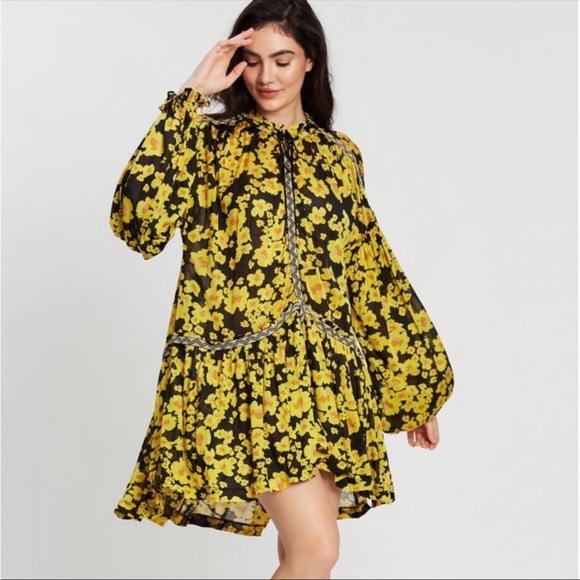 Free People Tops - Love Letter Floral Tunic Blouse
FREE PEOPLE